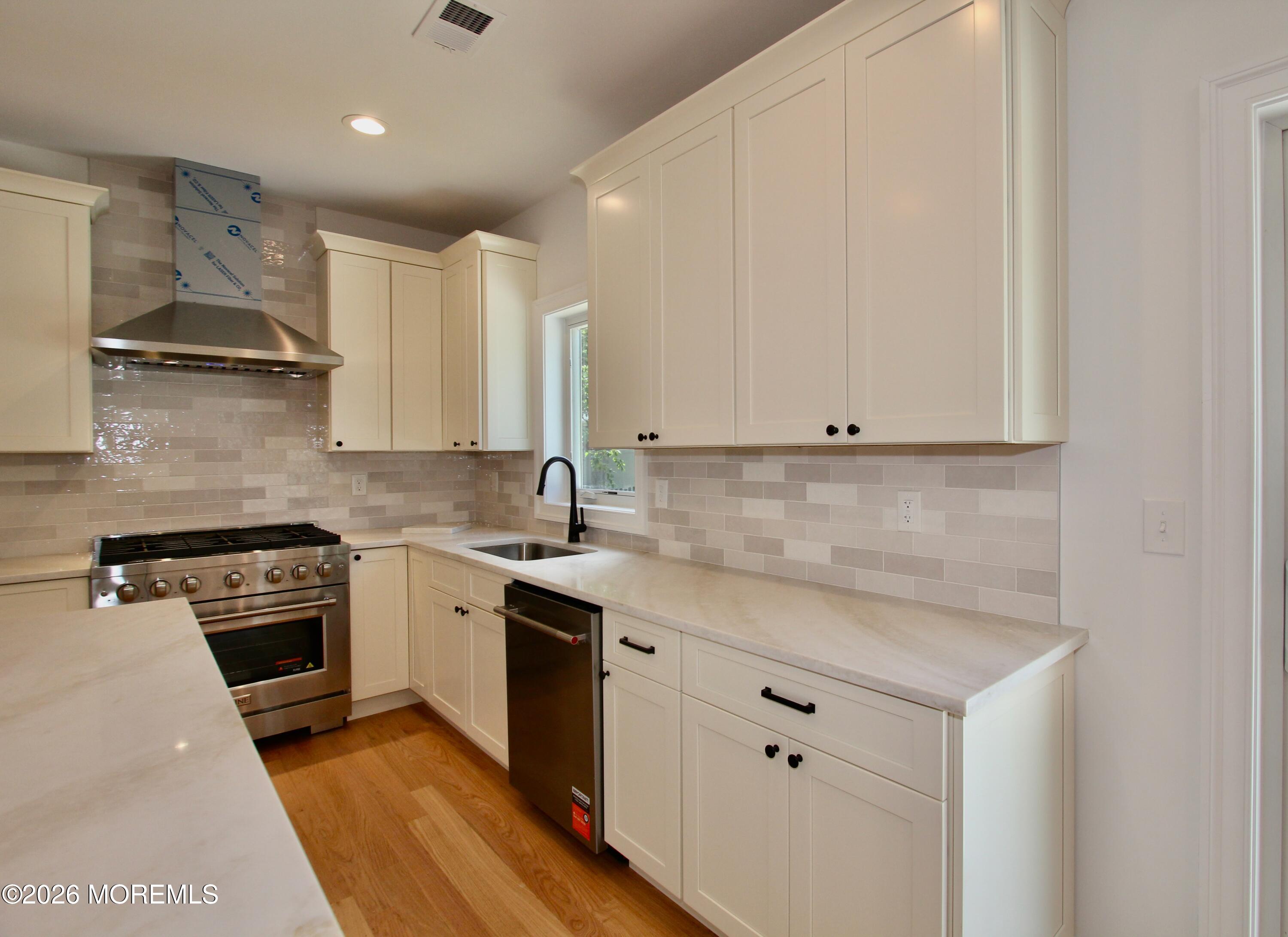 312 Wilson Road Neptune Township, NJ 07753 - Photo 10 of 41 312 Wilson - 10