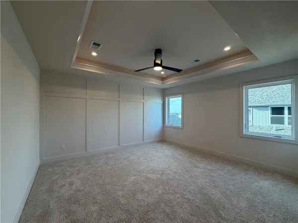 $669,950 | 10411 North Liberty Street, Kansas City, MO 64155