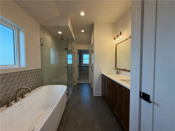 $669,950 | 10411 North Liberty Street, Kansas City, MO 64155