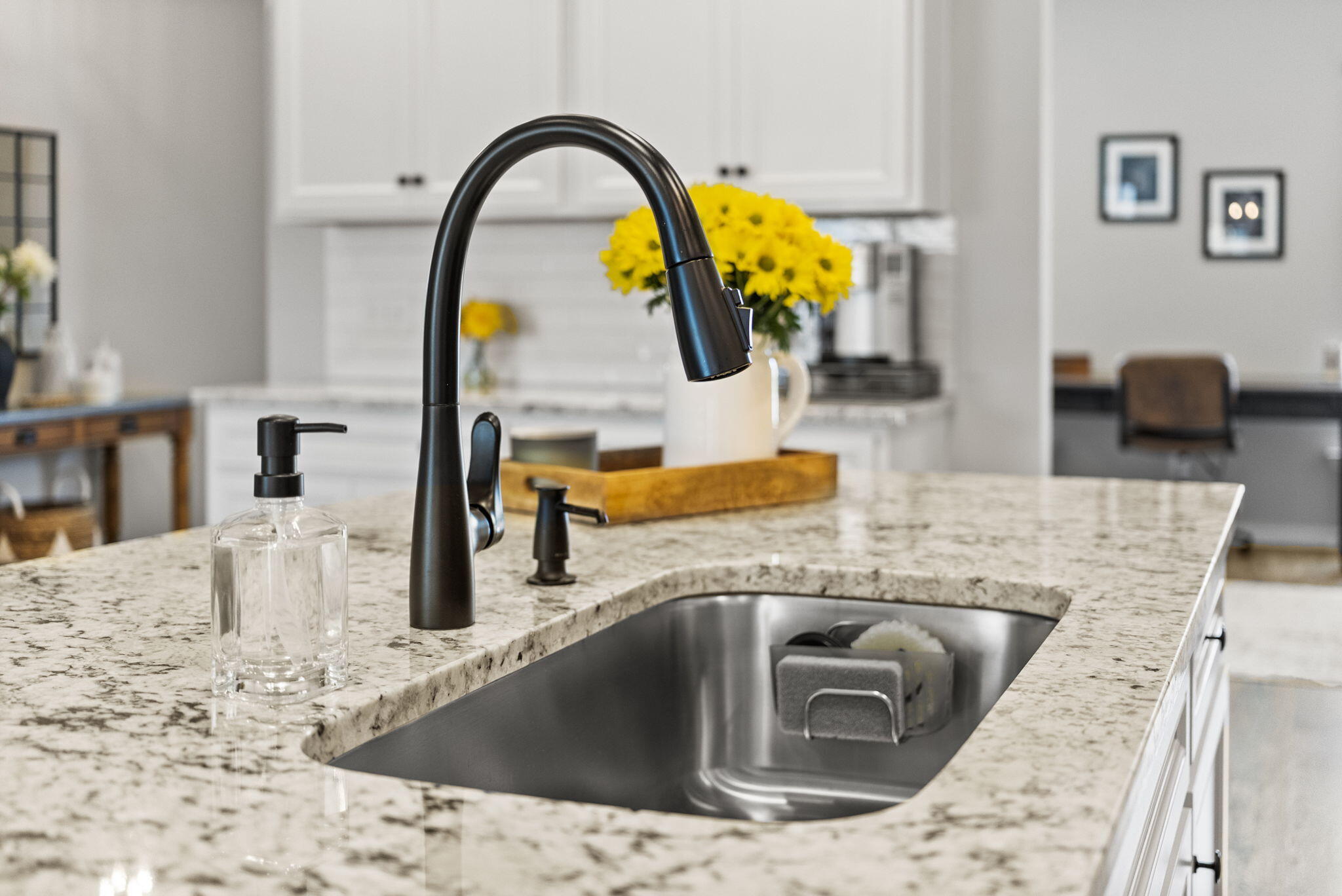 185 Hayworth Road Summerville, SC 29486 - Photo 20 of 66 Kitchen