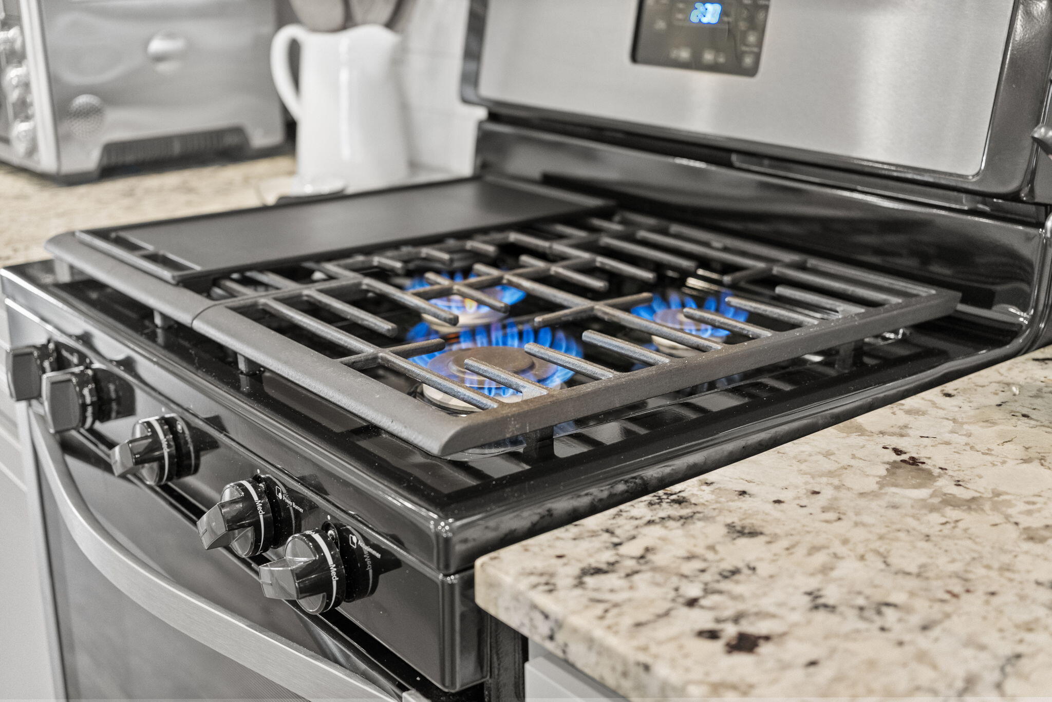 185 Hayworth Road Summerville, SC 29486 - Photo 21 of 66 Kitchen