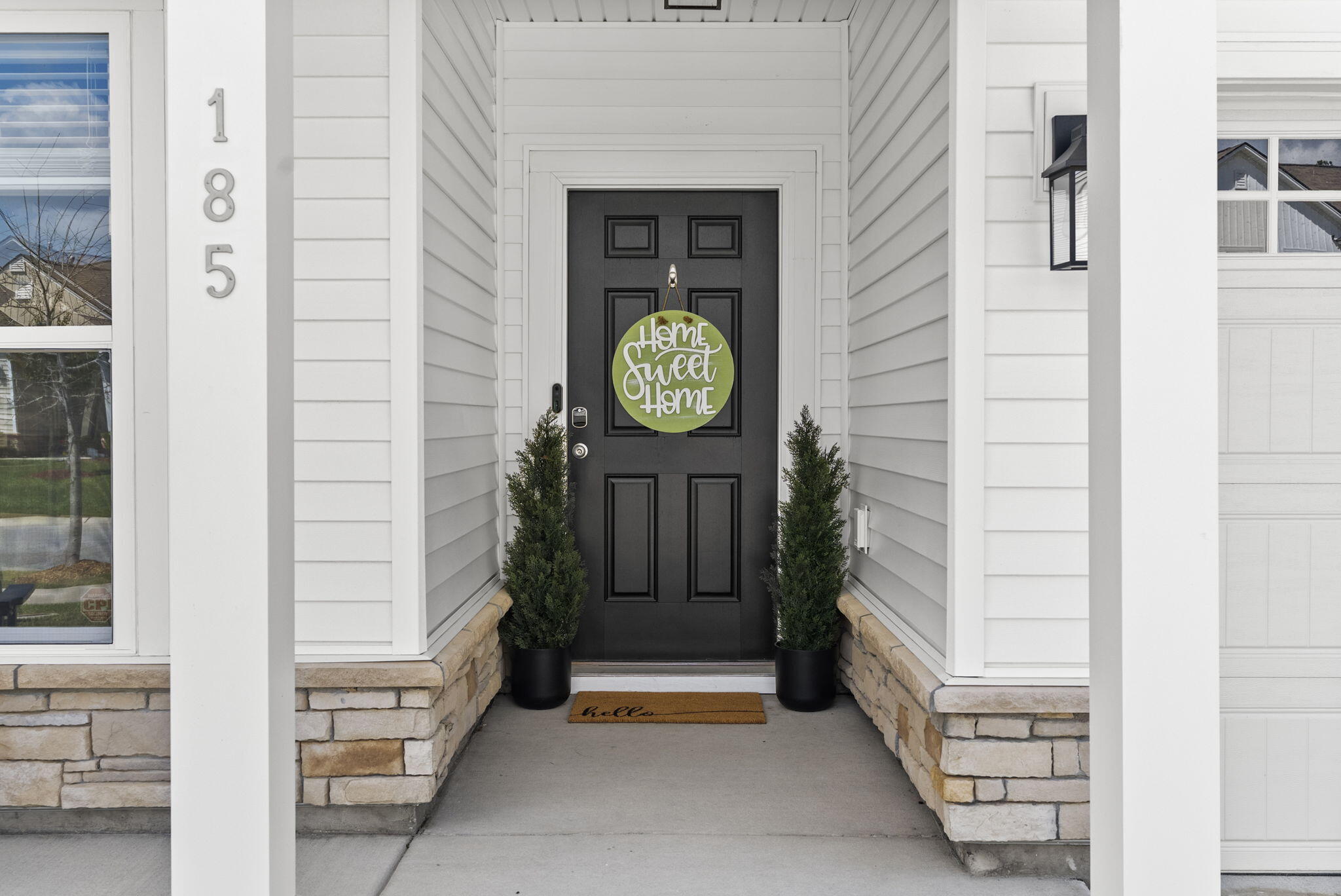 185 Hayworth Road Summerville, SC 29486 - Photo 7 of 66 Front Porch