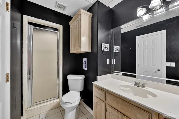 $290,000 | 701 Camellia Avenue, McAllen, TX 78501