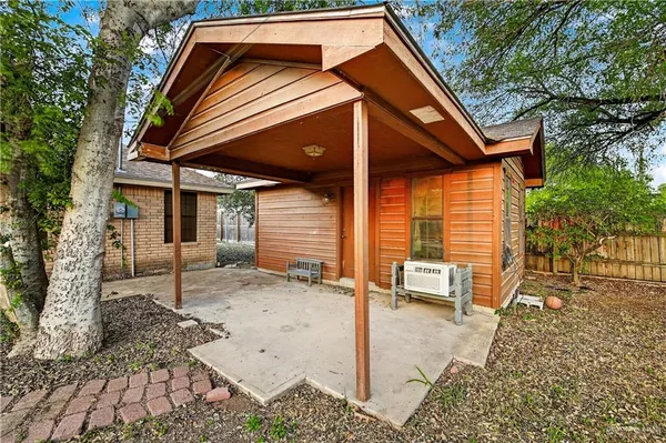 $290,000 | 701 Camellia Avenue, McAllen, TX 78501