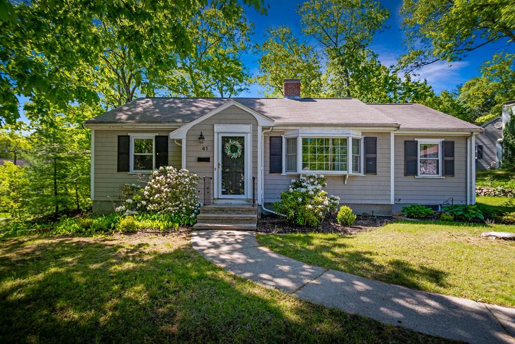 41 Maurice Road Wellesley, MA 02482 - Photo 1 of 28