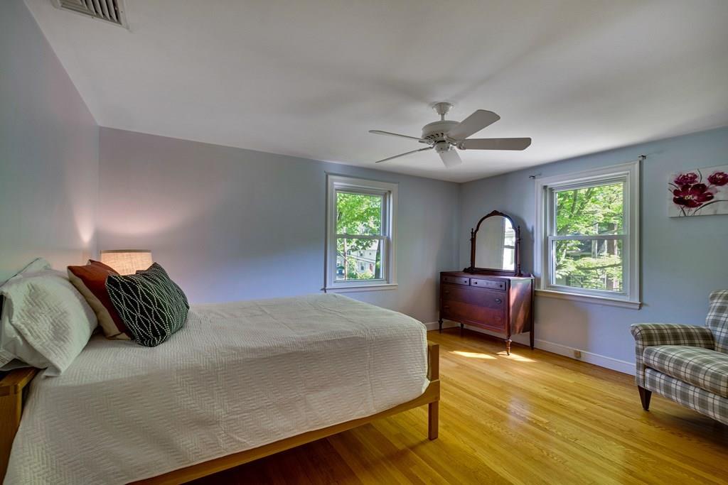 41 Maurice Road Wellesley, MA 02482 - Photo 18 of 28
