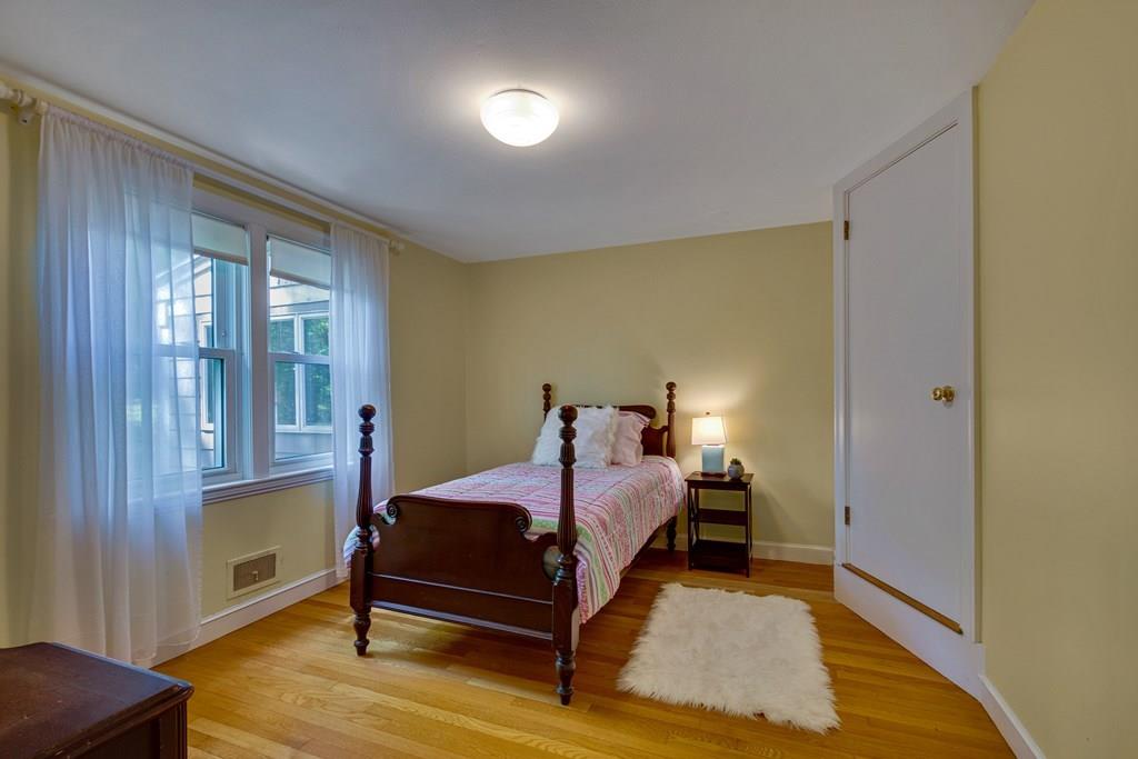 41 Maurice Road Wellesley, MA 02482 - Photo 21 of 28