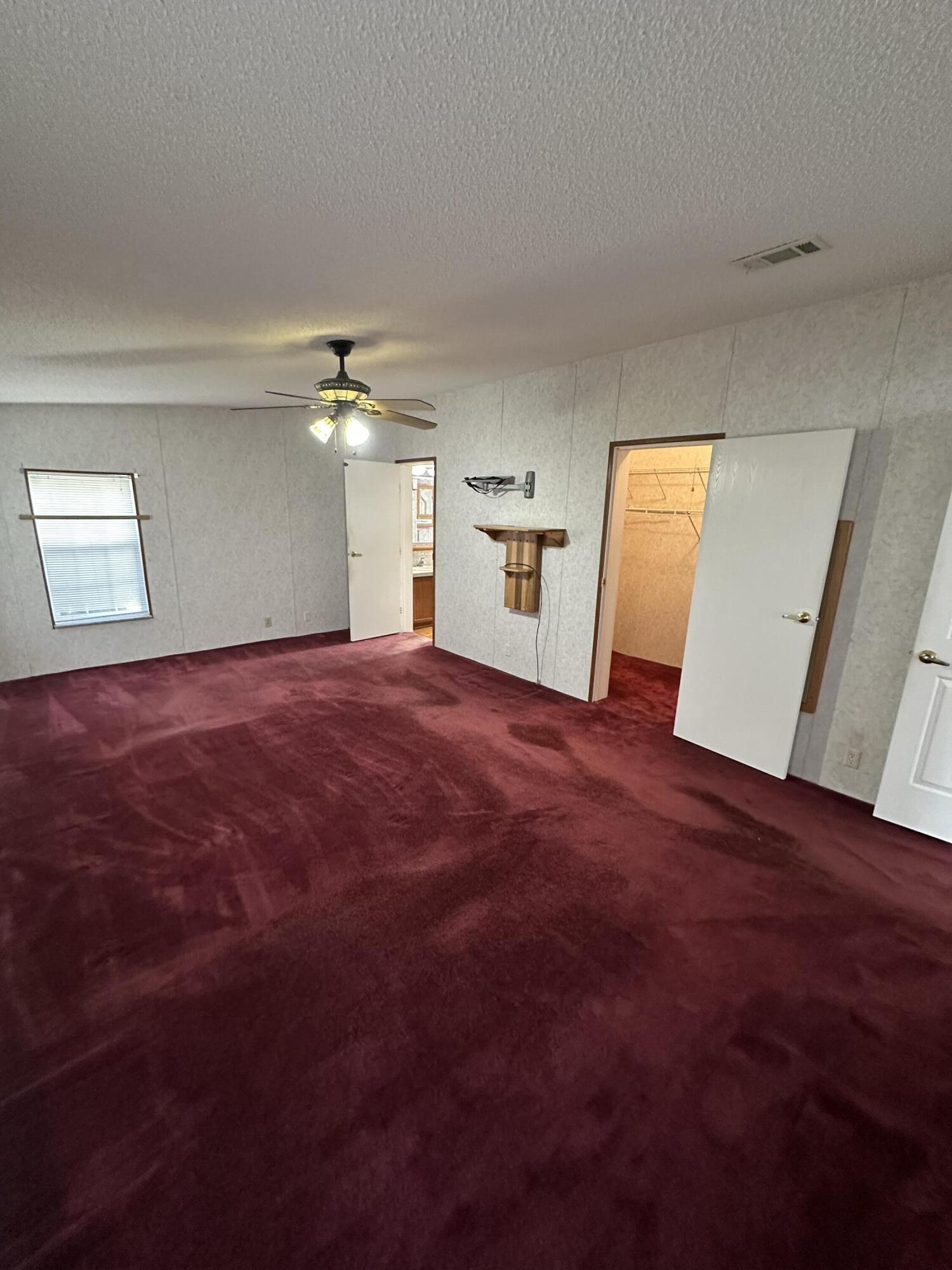 618 Oakridge Road DeFuniak Springs, FL 32433 - Photo 21 of 46 a view of a livingroom with a window