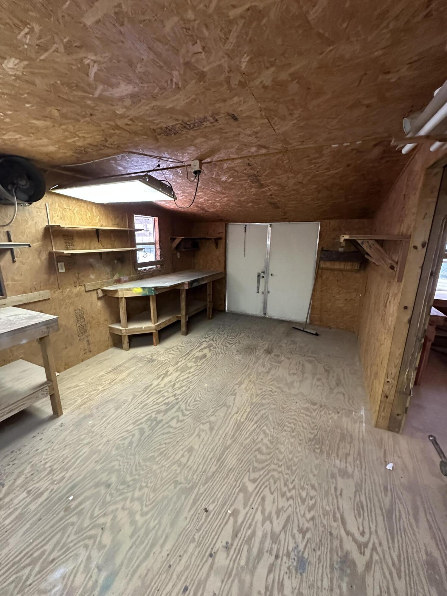618 Oakridge Road DeFuniak Springs, FL 32433 - Photo 44 of 46 a view of a room with table and chairs
