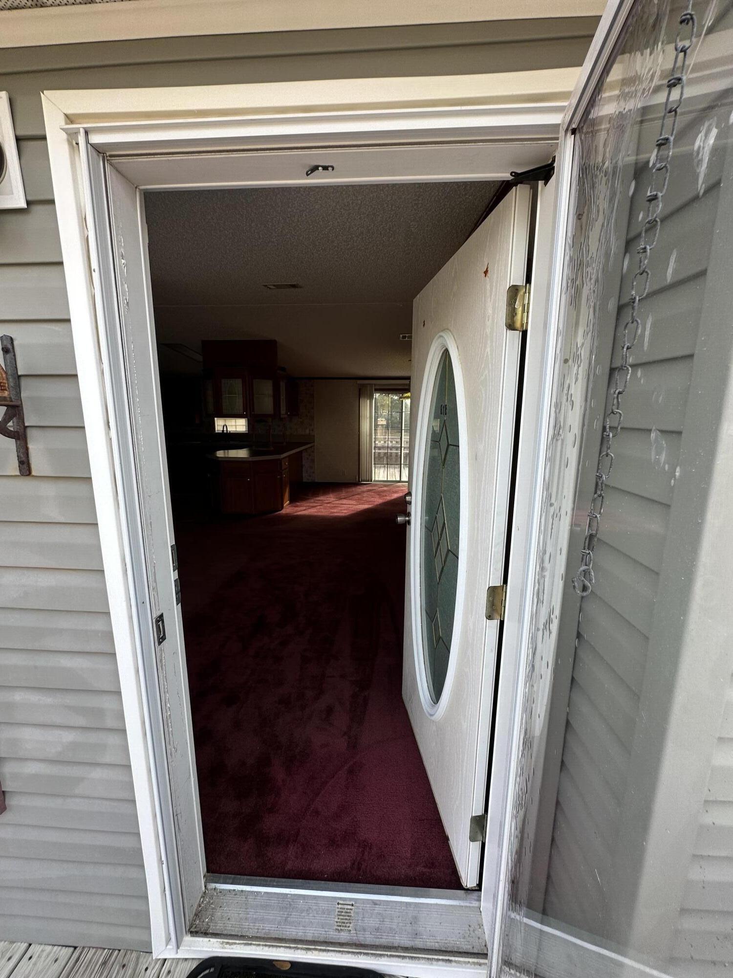 618 Oakridge Road DeFuniak Springs, FL 32433 - Photo 10 of 46 a view of a entryway