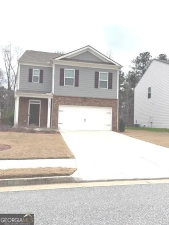 $2,800 | 8279 Bluewater Drive, Fairburn, GA 30213