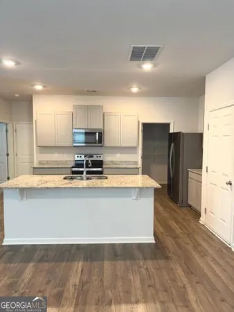 $2,800 | 8279 Bluewater Drive, Fairburn, GA 30213