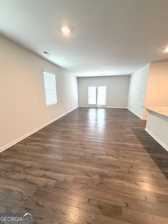 $2,800 | 8279 Bluewater Drive, Fairburn, GA 30213