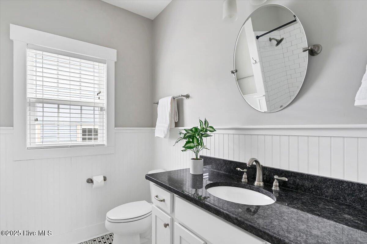 233 Springwood Way Southern Pines, NC 28387 - Photo 21 of 63 Bathroom 1