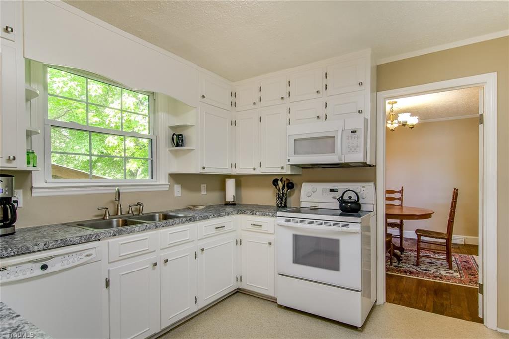 1390 Ridge Road Pine Hall, NC 27042 - Photo 17 of 30