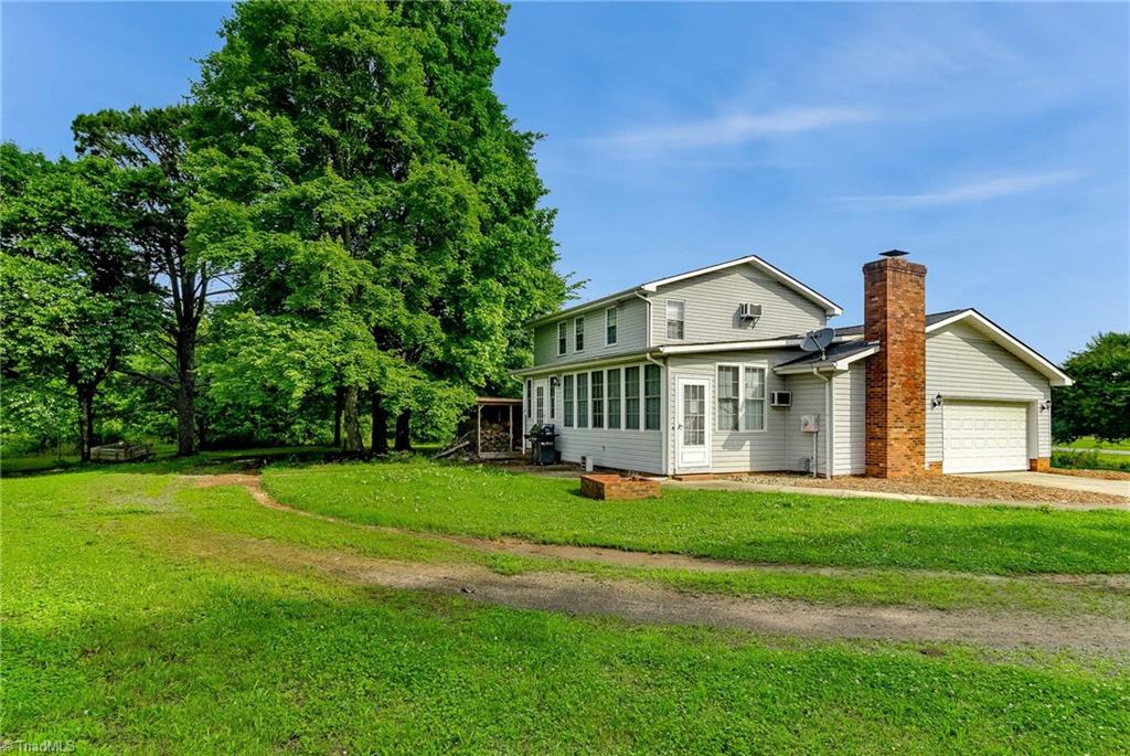1390 Ridge Road Pine Hall, NC 27042 - Photo 4 of 30