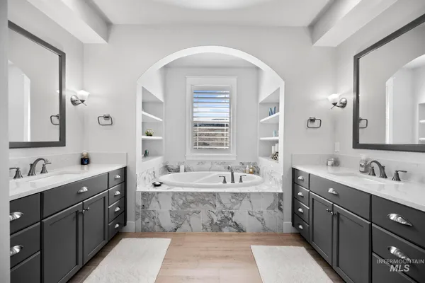 $1,633,999 | 11845 North Barn Owl Way, Boise, ID 83714