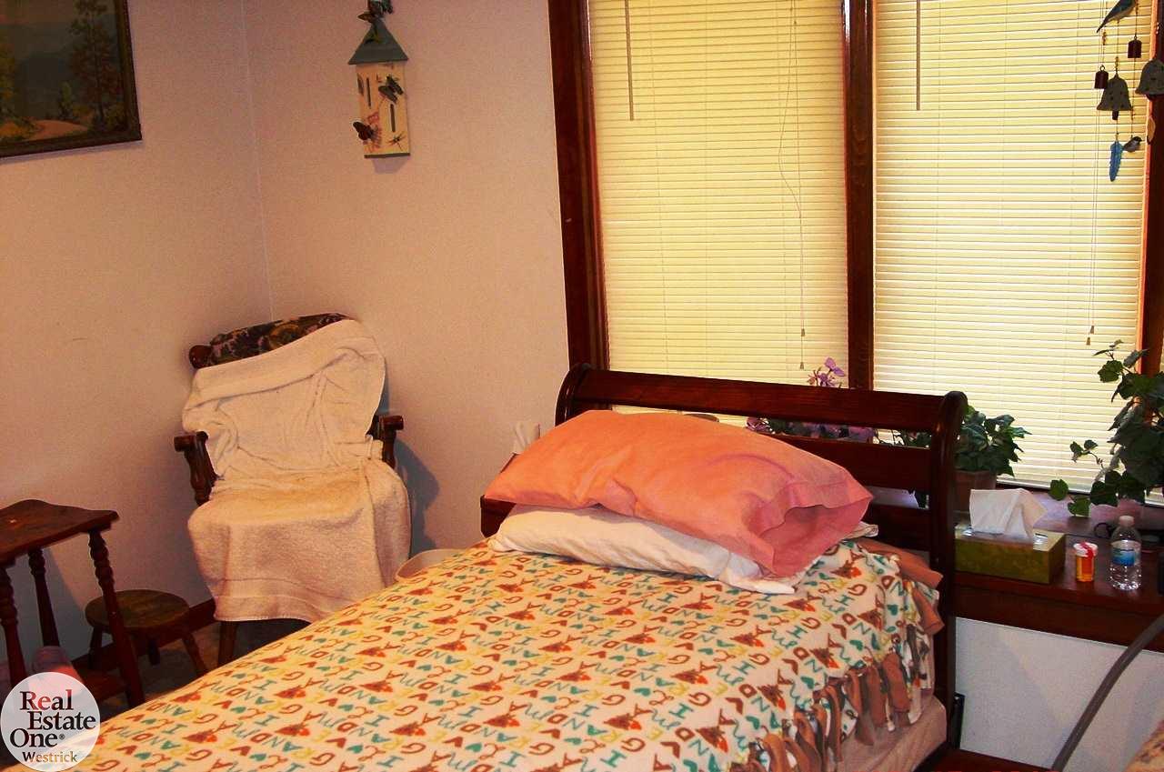 7229 Trumble Road St. Clair, MI 48079 - Photo 10 of 38