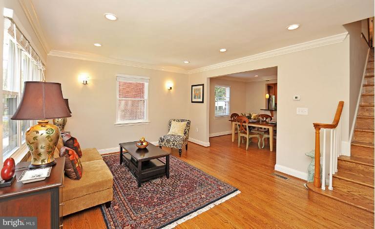 716 West Glebe Road Alexandria, VA 22305 - Photo 6 of 27 a living room with furniture and a wooden floor