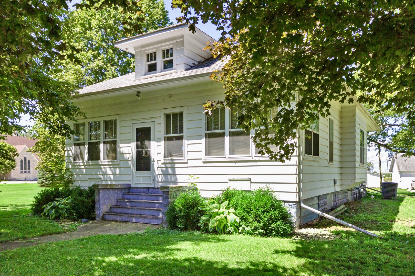 311 North Front Road Danforth, IL 60930 - Photo 1 of 16