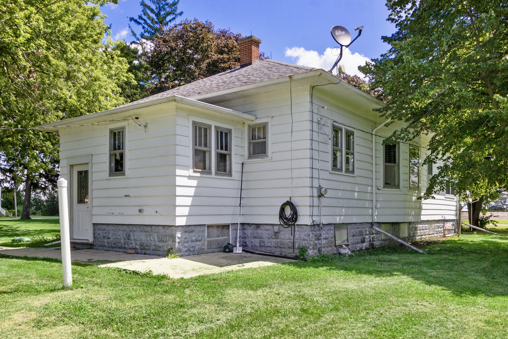311 North Front Road Danforth, IL 60930 - Photo 14 of 16