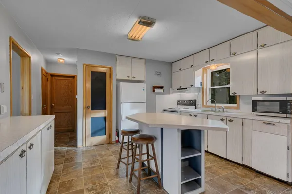 $174,900 | 208 Cedar Street North, Grey Eagle, MN 56336