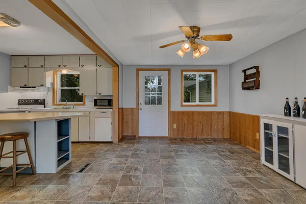 $174,900 | 208 Cedar Street North, Grey Eagle, MN 56336