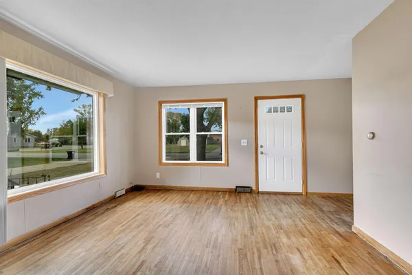 $174,900 | 208 Cedar Street North, Grey Eagle, MN 56336