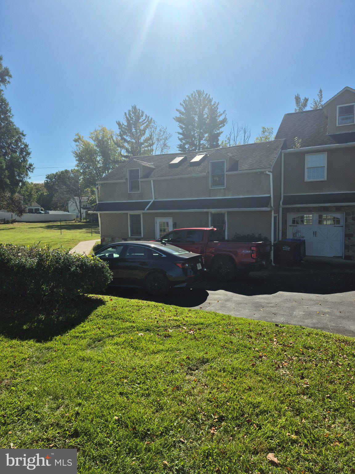 131 Richboro Road Newtown, PA 18940 - Photo 17 of 20 Left front of structure. Dental office & apt.