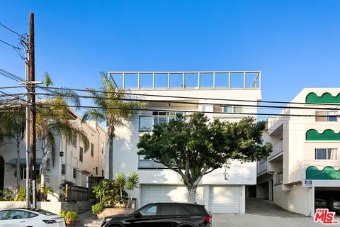 $1,475,000 | 2431 3rd Street, Unit 7, Santa Monica, CA 90405
