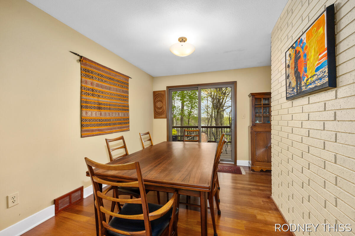 1445 Ridgewood Drive Jenison, MI 49428 - Photo 11 of 37 1445-Ridgewood_011