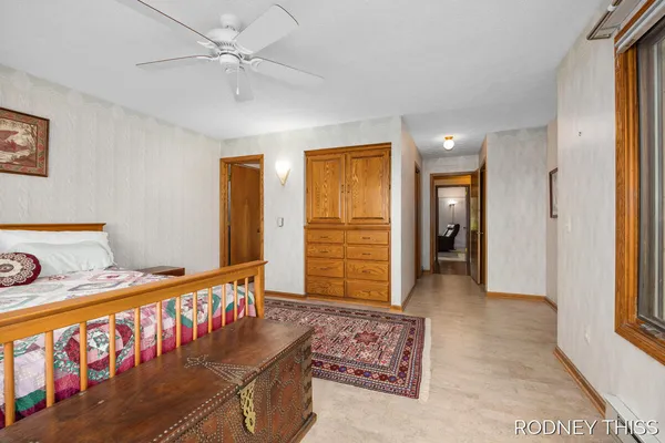 $405,000 | 1445 Ridgewood Drive, Jenison, MI 49428