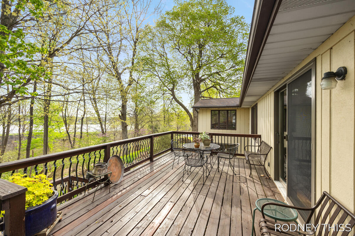 1445 Ridgewood Drive Jenison, MI 49428 - Photo 27 of 37 1445-Ridgewood_027