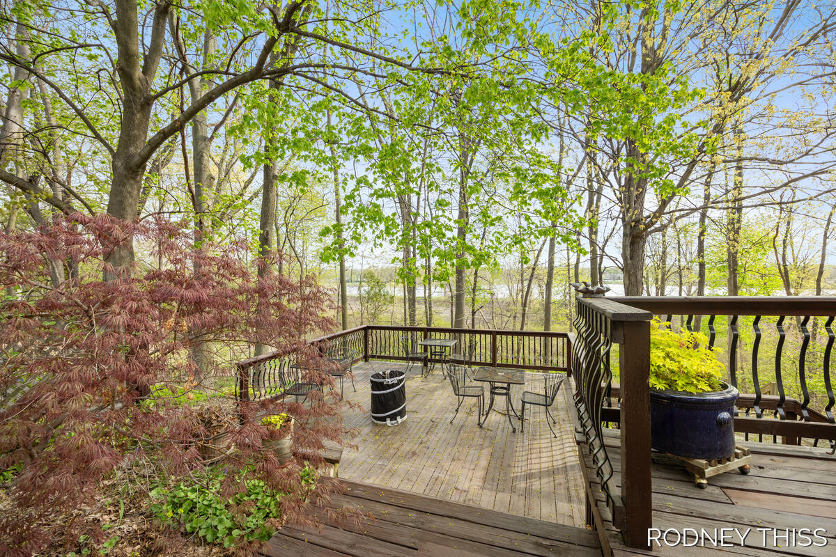 1445 Ridgewood Drive Jenison, MI 49428 - Photo 28 of 37 1445-Ridgewood_028
