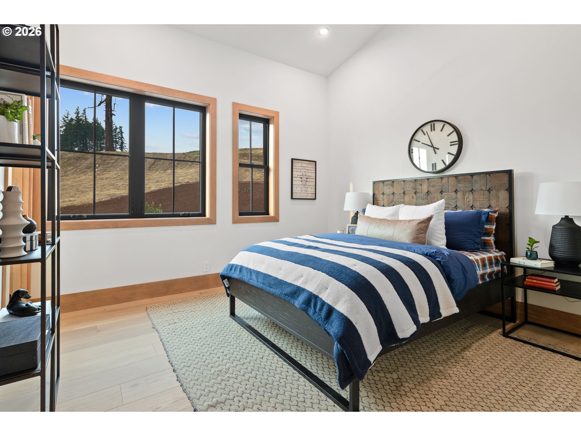 527 Southwest Hoffman Road West Linn, OR 97068 - Photo 34 of 48 Gallery Image 34
