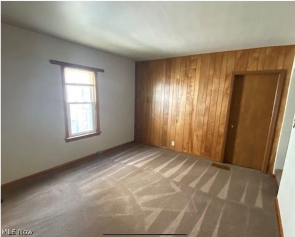 545 6th Street Struthers, OH 44471 - Photo 4 of 12