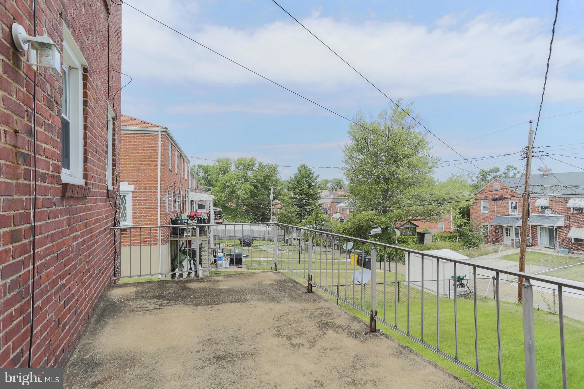 831 Stamford Road Baltimore, MD 21229 - Photo 26 of 29 Exterior (Rear)