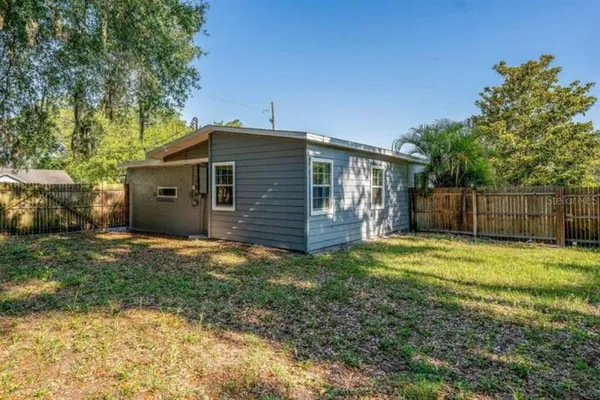 $1,700 | 2014 Newman Street, Unit 2, Orlando, FL 32803