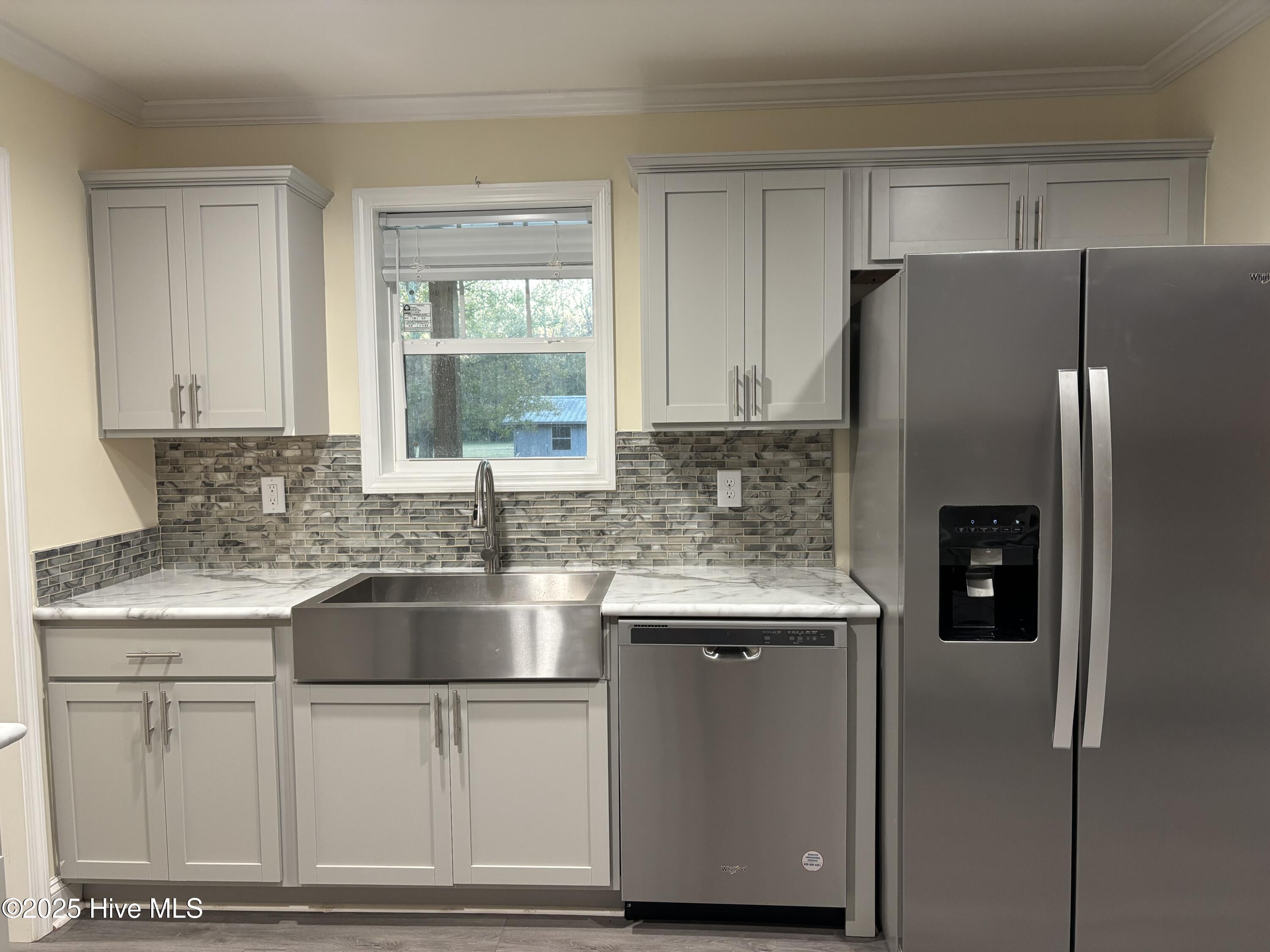 64 High Orchard Road Whiteville, NC 28472 - Photo 17 of 33 Farmhouse Stainless Sink