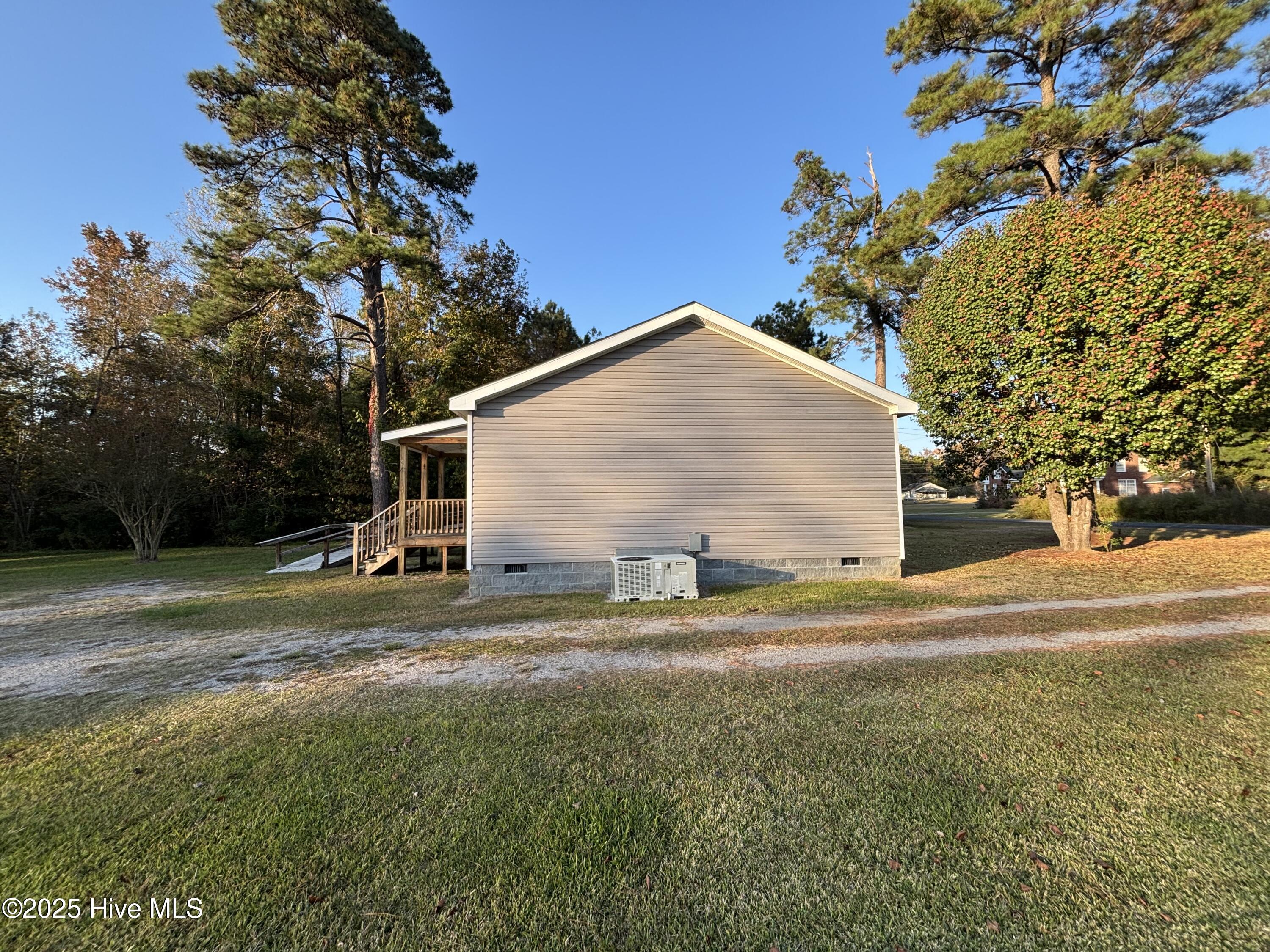 64 High Orchard Road Whiteville, NC 28472 - Photo 8 of 33 Side of Home