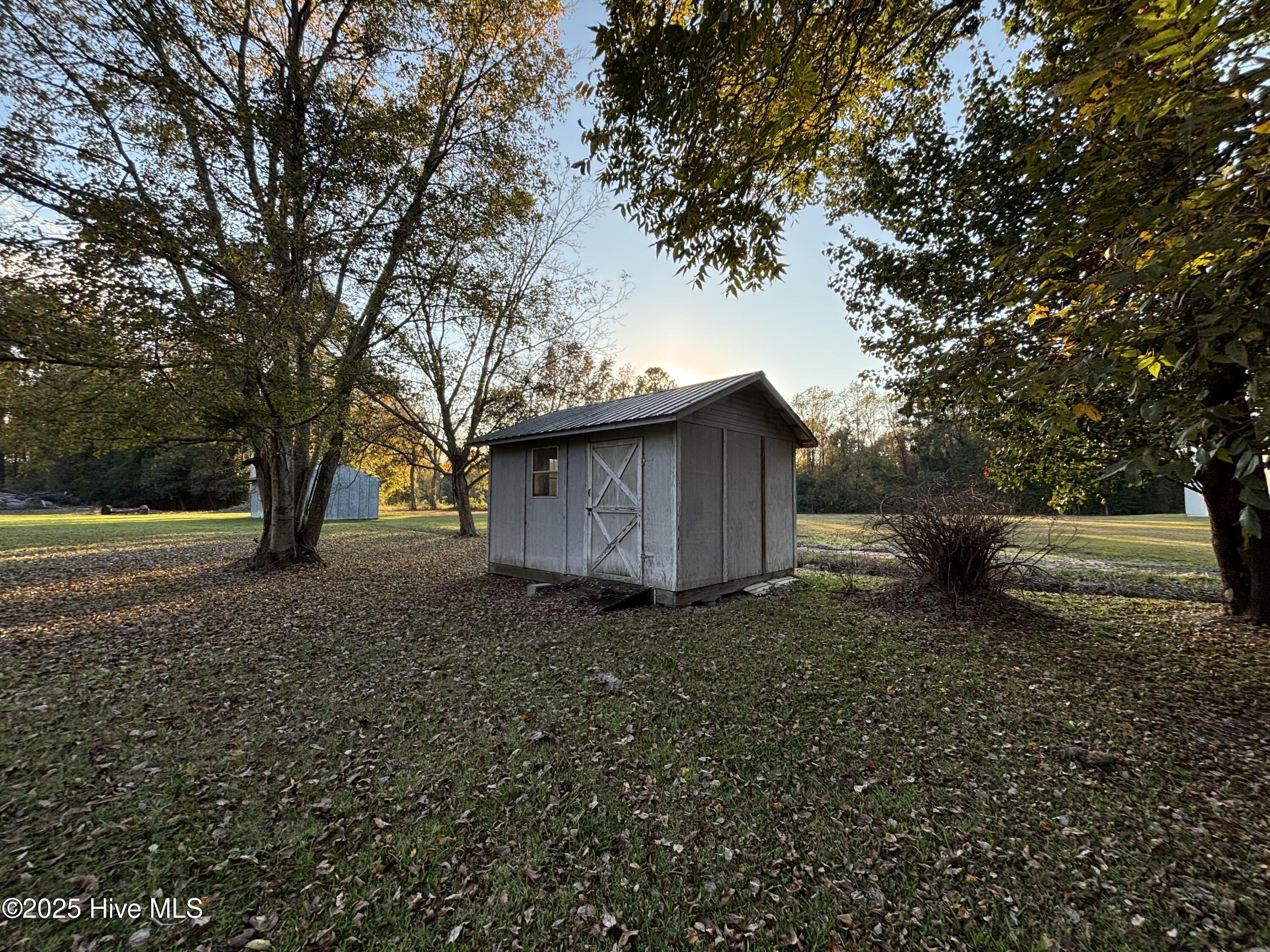 64 High Orchard Road Whiteville, NC 28472 - Photo 10 of 33 Storage Shed