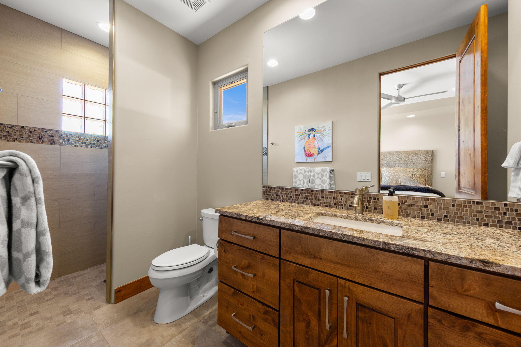 2410 Entrada Trail, Unit 3 St. George, UT 84770 - Photo 44 of 53 Guest Bathroom