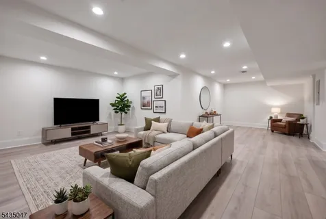$2,195,000 | 59 Tremont Terrace, Livingston, NJ 07039