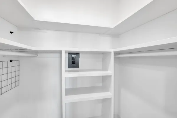 $415,000 | 400 East Randolph Street, Unit 2225, Chicago, IL 60601