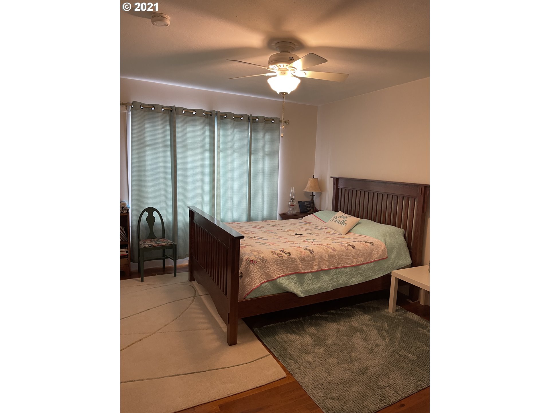 1913 Hawthorne Avenue Reedsport, OR 97467 - Photo 19 of 32 Bedroom