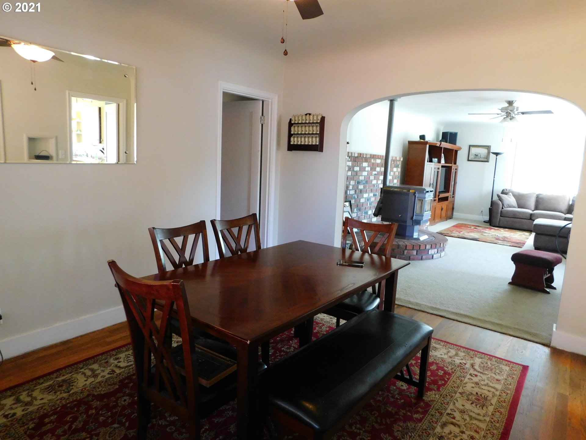 1913 Hawthorne Avenue Reedsport, OR 97467 - Photo 3 of 32 Dining Room
