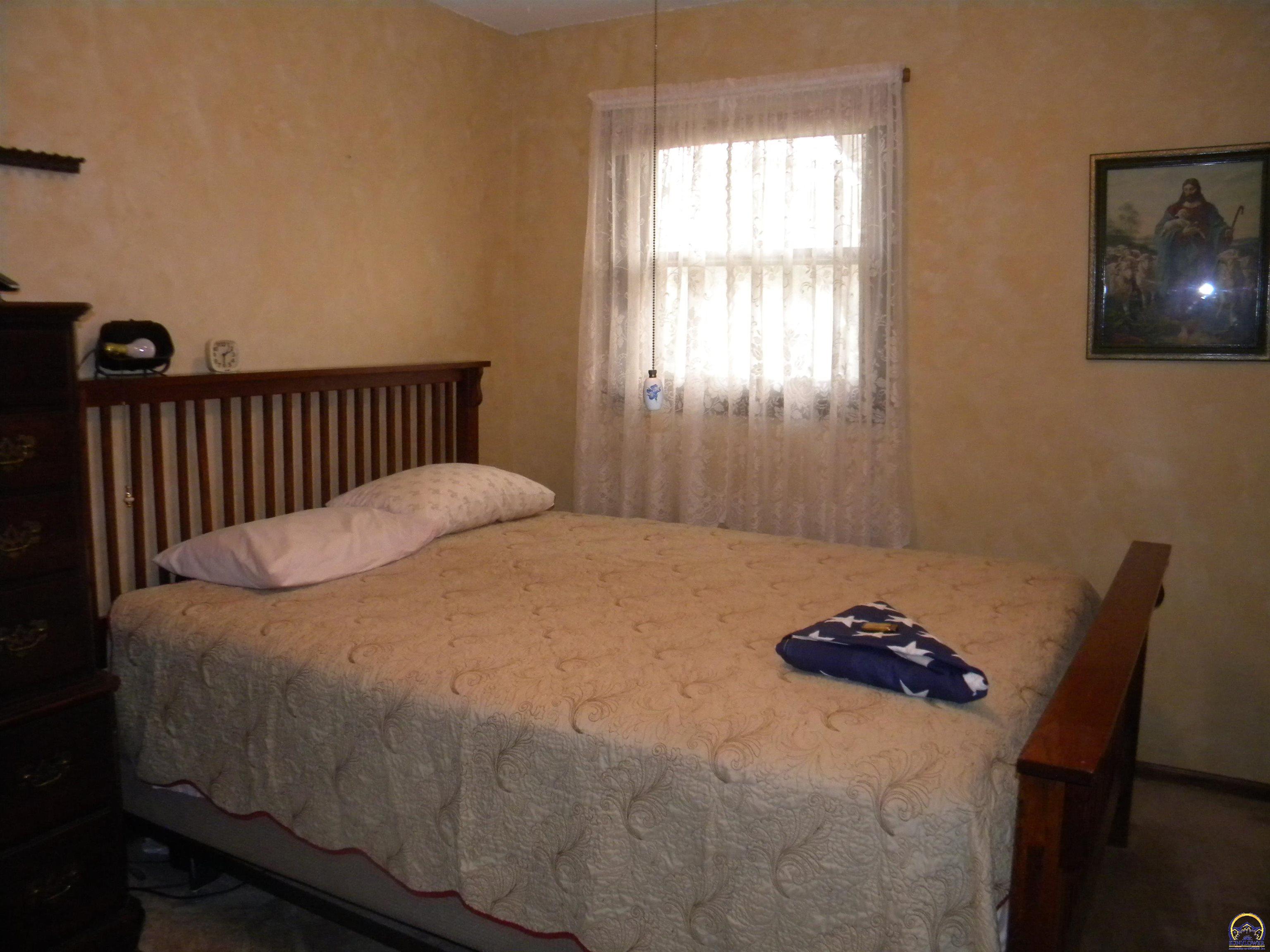 313 West 7th Street Lebo, KS 66856 - Photo 10 of 19
