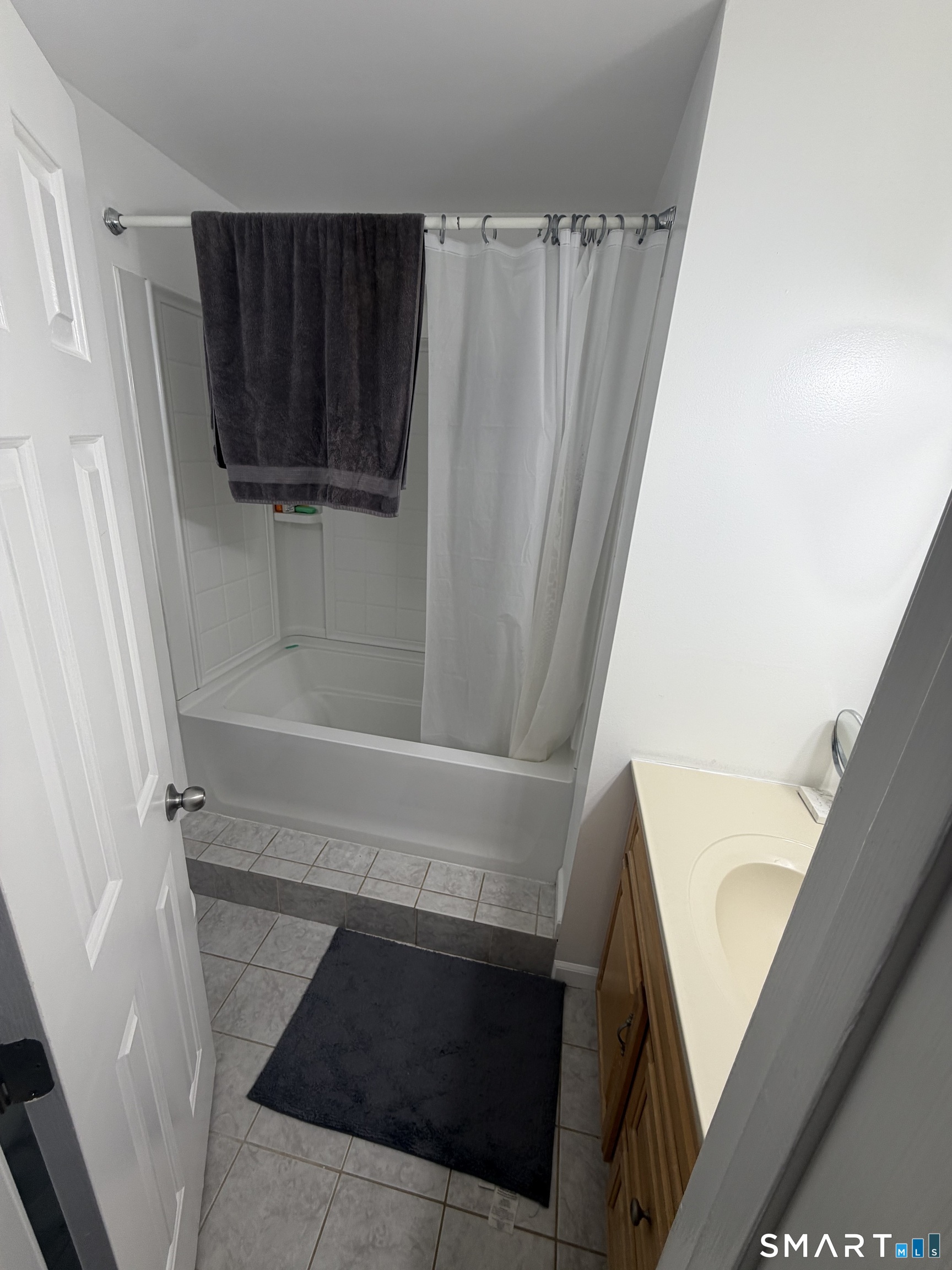 55 Mill Plain Road Danbury, CT 06811 - Photo 5 of 11 Gallery Image 5