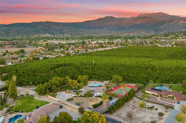 $1,025,000 | 26440 Old Agency Road, Hemet, CA 92544