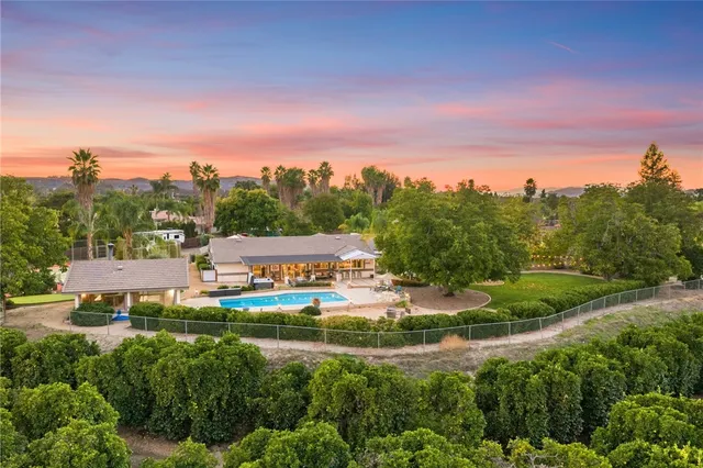 $1,025,000 | 26440 Old Agency Road, Hemet, CA 92544